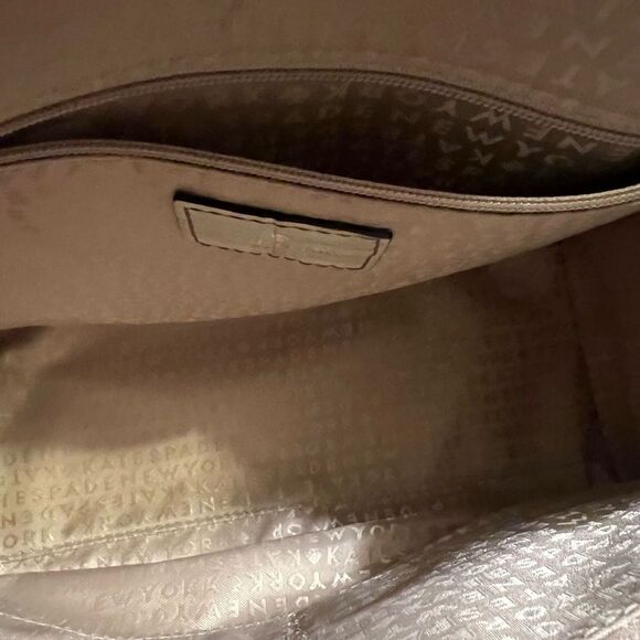 Kate Spade Bucket Crossbody Leather Bag New with defects - Picture 9 of 16